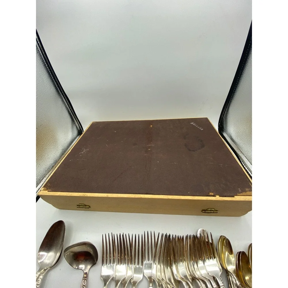 Nobility Plate Royal Wind Song Silver Plated Flatware Set 60+ Pc with Wood Chest